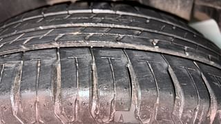 Used 2017 Maruti Suzuki Ciaz [2014-2017] ZXI+ AT Petrol Automatic tyres LEFT REAR TYRE TREAD VIEW