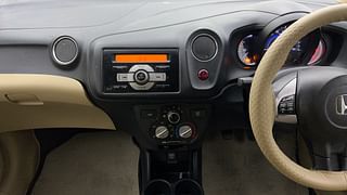 Used 2015 Honda Brio [2011-2016] S MT Petrol Manual interior MUSIC SYSTEM & AC CONTROL VIEW