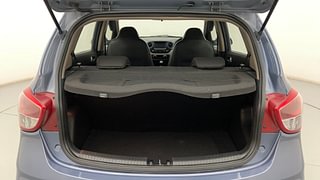 Used 2017 Hyundai Grand i10 [2017-2020] Asta 1.2 Kappa VTVT Petrol Manual interior DICKY INSIDE VIEW