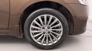 Used 2017 Maruti Suzuki Ciaz [2014-2017] ZXI+ AT Petrol Automatic tyres RIGHT FRONT TYRE RIM VIEW