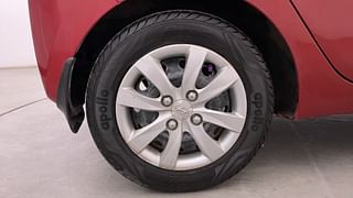 Used 2013 Hyundai Eon [2011-2018] Sportz Petrol Manual tyres RIGHT REAR TYRE RIM VIEW