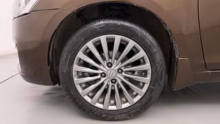 Used 2017 Maruti Suzuki Ciaz [2014-2017] ZXI+ AT Petrol Automatic tyres LEFT FRONT TYRE RIM VIEW