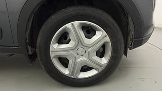 Used 2023 Tata Nexon XM S Petrol Petrol Manual tyres RIGHT FRONT TYRE RIM VIEW