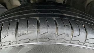 Used 2022 Kia Seltos HTX G Petrol Manual tyres LEFT FRONT TYRE TREAD VIEW