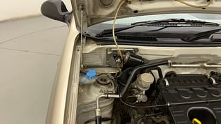 Used 2012 Maruti Suzuki Alto K10 [2010-2014] VXi Petrol Manual engine ENGINE RIGHT SIDE HINGE & APRON VIEW