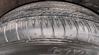 Used 2022 Honda WR-V i-VTEC VX Petrol Manual tyres RIGHT FRONT TYRE TREAD VIEW