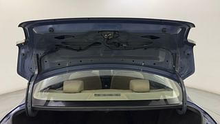 Used 2018 Maruti Suzuki Dzire [2017-2020] VXI Petrol Manual interior DICKY DOOR OPEN VIEW