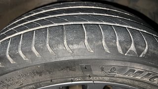 Used 2017 maruti-suzuki Ciaz Alpha Petrol Petrol Manual tyres RIGHT FRONT TYRE TREAD VIEW