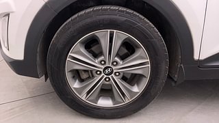 Used 2017 Hyundai Creta [2015-2018] 1.6 SX (O) Diesel Manual tyres LEFT FRONT TYRE RIM VIEW