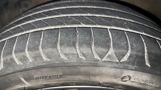Used 2017 maruti-suzuki Ciaz Alpha Petrol Petrol Manual tyres LEFT FRONT TYRE TREAD VIEW