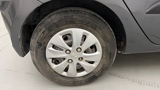 Used 2011 Hyundai i10 [2010-2016] Magna 1.2 Petrol Petrol Manual tyres RIGHT REAR TYRE RIM VIEW