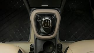 Used 2016 Hyundai Xcent [2014-2017] S ABS Petrol Petrol Manual interior GEAR  KNOB VIEW