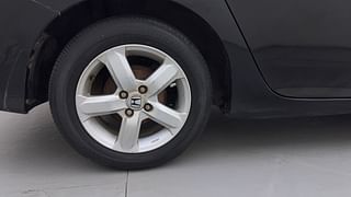 Used 2011 Honda City V AT Petrol Automatic tyres RIGHT REAR TYRE RIM VIEW