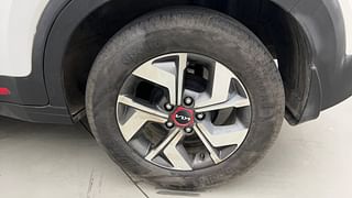 Used 2021 Kia Sonet GTX Plus 1.0 iMT Petrol Manual tyres LEFT REAR TYRE RIM VIEW