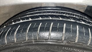Used 2021 Maruti Suzuki Ciaz Alpha AT Petrol Petrol Automatic tyres RIGHT FRONT TYRE TREAD VIEW
