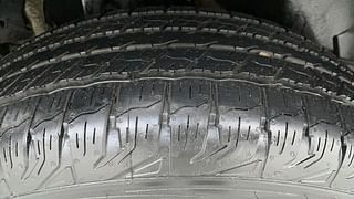 Used 2017 Mahindra XUV500 [2015-2018] W6 AT Diesel Automatic tyres RIGHT REAR TYRE TREAD VIEW