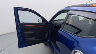 Used 2018 Renault Kwid [2017-2019] CLIMBER 1.0 Petrol Manual interior LEFT FRONT DOOR OPEN VIEW