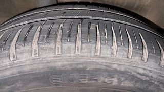 Used 2016 Honda City [2014-2017] V Diesel Diesel Manual tyres RIGHT REAR TYRE TREAD VIEW