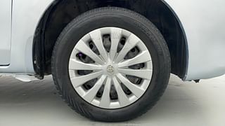 Used 2012 Toyota Etios [2010-2017] G Petrol Manual tyres RIGHT FRONT TYRE RIM VIEW
