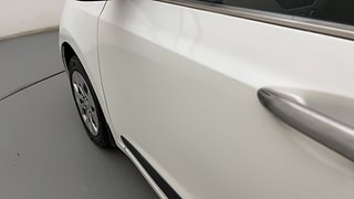 Used 2016 Hyundai Xcent [2014-2017] S ABS Petrol Petrol Manual dents MINOR SCRATCH