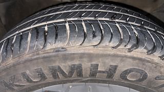 Used 2021 Kia Seltos HTK Plus G Petrol Manual tyres RIGHT FRONT TYRE TREAD VIEW