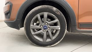 Used 2021 Ford Freestyle [2017-2021] Titanium Plus 1.5 TDCI Diesel Manual tyres LEFT FRONT TYRE RIM VIEW