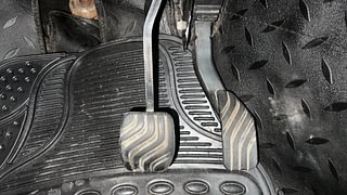 Used 2020 Renault Triber RXZ AMT Petrol Automatic interior PEDALS VIEW