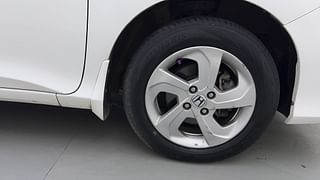 Used 2016 Honda City [2014-2017] V Diesel Diesel Manual tyres RIGHT FRONT TYRE RIM VIEW