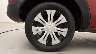 Used 2020 Renault Triber RXZ AMT Petrol Automatic tyres RIGHT REAR TYRE RIM VIEW