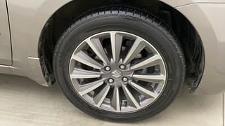 Used 2021 Maruti Suzuki Ciaz Alpha AT Petrol Petrol Automatic tyres RIGHT FRONT TYRE RIM VIEW