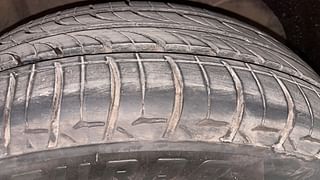 Used 2017 Maruti Suzuki Baleno [2015-2019] Alpha Petrol Petrol Manual tyres RIGHT FRONT TYRE TREAD VIEW