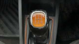 Used 2017 Hyundai i20 Active [2015-2020] 1.2 SX Petrol Manual interior GEAR  KNOB VIEW
