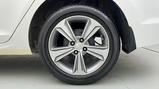 Used 2019 Hyundai Verna [2017-2020] 1.6 CRDI SX Diesel Manual tyres LEFT REAR TYRE RIM VIEW