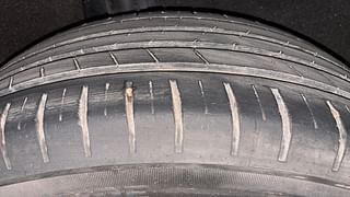 Used 2017 Maruti Suzuki Baleno [2015-2019] Alpha Petrol Petrol Manual tyres RIGHT REAR TYRE TREAD VIEW