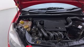 Used 2010 Ford Figo [2010-2015] Duratec Petrol Titanium 1.2 Petrol Manual engine ENGINE RIGHT SIDE HINGE & APRON VIEW