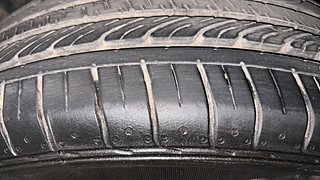 Used 2016 Hyundai Creta [2015-2018] 1.6 SX Plus Petrol Petrol Manual tyres LEFT REAR TYRE TREAD VIEW