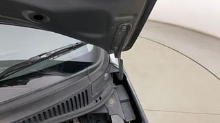 Used 2015 Maruti Suzuki Wagon R 1.0 [2010-2019] VXi Petrol Manual engine ENGINE LEFT SIDE HINGE & APRON VIEW