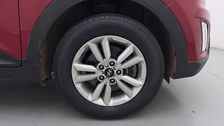 Used 2016 Hyundai Creta [2015-2018] 1.6 SX Plus Petrol Petrol Manual tyres RIGHT FRONT TYRE RIM VIEW