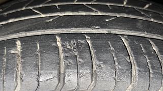 Used 2017 Hyundai i20 Active [2015-2020] 1.2 SX Petrol Manual tyres RIGHT FRONT TYRE TREAD VIEW