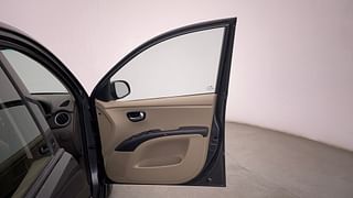 Used 2011 Hyundai i10 [2010-2016] Sportz AT Petrol Petrol Automatic interior RIGHT FRONT DOOR OPEN VIEW