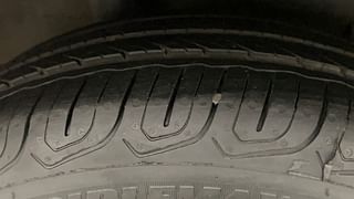 Used 2014 Honda City [2014-2017] V Petrol Manual tyres RIGHT REAR TYRE TREAD VIEW