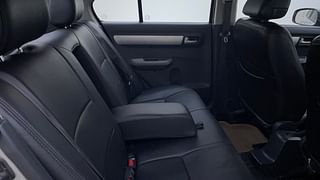 Used 2011 Maruti Suzuki Swift Dzire [2008-2012] VDI Diesel Manual top_features Rear seat centre arm rest