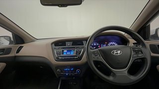 Used 2015 Hyundai Elite i20 [2014-2018] Sportz 1.4 CRDI Diesel Manual interior DASHBOARD VIEW