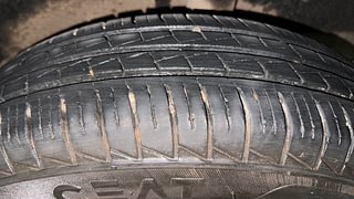 Used 2020 Renault Triber [2019-2021] RXL AMT Petrol Automatic tyres LEFT REAR TYRE TREAD VIEW