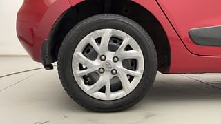 Used 2017 Hyundai Grand i10 [2017-2020] Magna 1.2 Kappa VTVT Petrol Manual tyres RIGHT REAR TYRE RIM VIEW