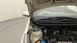 Used 2016 Hyundai Elite i20 [2014-2018] Asta 1.2 Petrol Manual engine ENGINE RIGHT SIDE HINGE & APRON VIEW