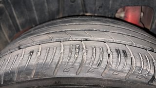 Used 2020 Mahindra XUV 300 W8 (O) Petrol Petrol Manual tyres RIGHT REAR TYRE TREAD VIEW