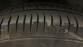 Used 2016 Ford Figo Aspire [2015-2019] Titanium 1.2 Ti-VCT Petrol Manual tyres RIGHT FRONT TYRE TREAD VIEW