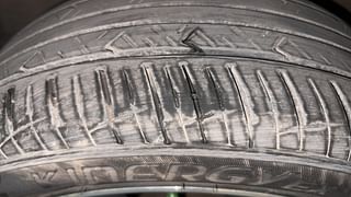 Used 2018 Hyundai Verna [2017-2020] 1.6 VTVT SX (O) AT Petrol Automatic tyres LEFT FRONT TYRE TREAD VIEW