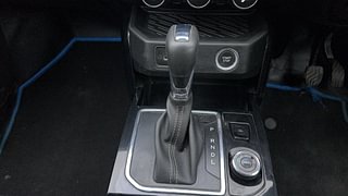 Used 2021 Renault Kiger RXZ Turbo CVT Dual Tone Petrol Automatic interior GEAR  KNOB VIEW